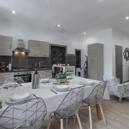 Apartment Grimaldi