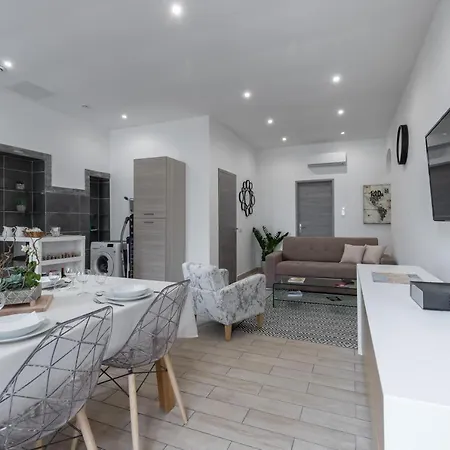 Apartment Grimaldi *